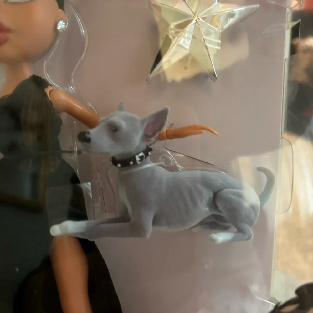 NIB MGA Bratz X Kylie Bratz Doll - Picture 2 of 6